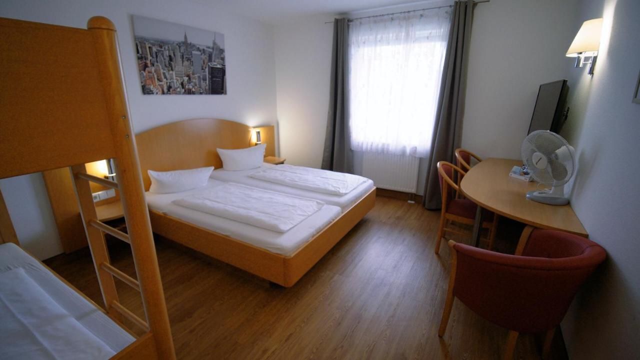 Hotel Sunparc - Shuttle Zum Europa-Park Rust 4Km & Rulantica 2Km 灵斯海姆 外观 照片